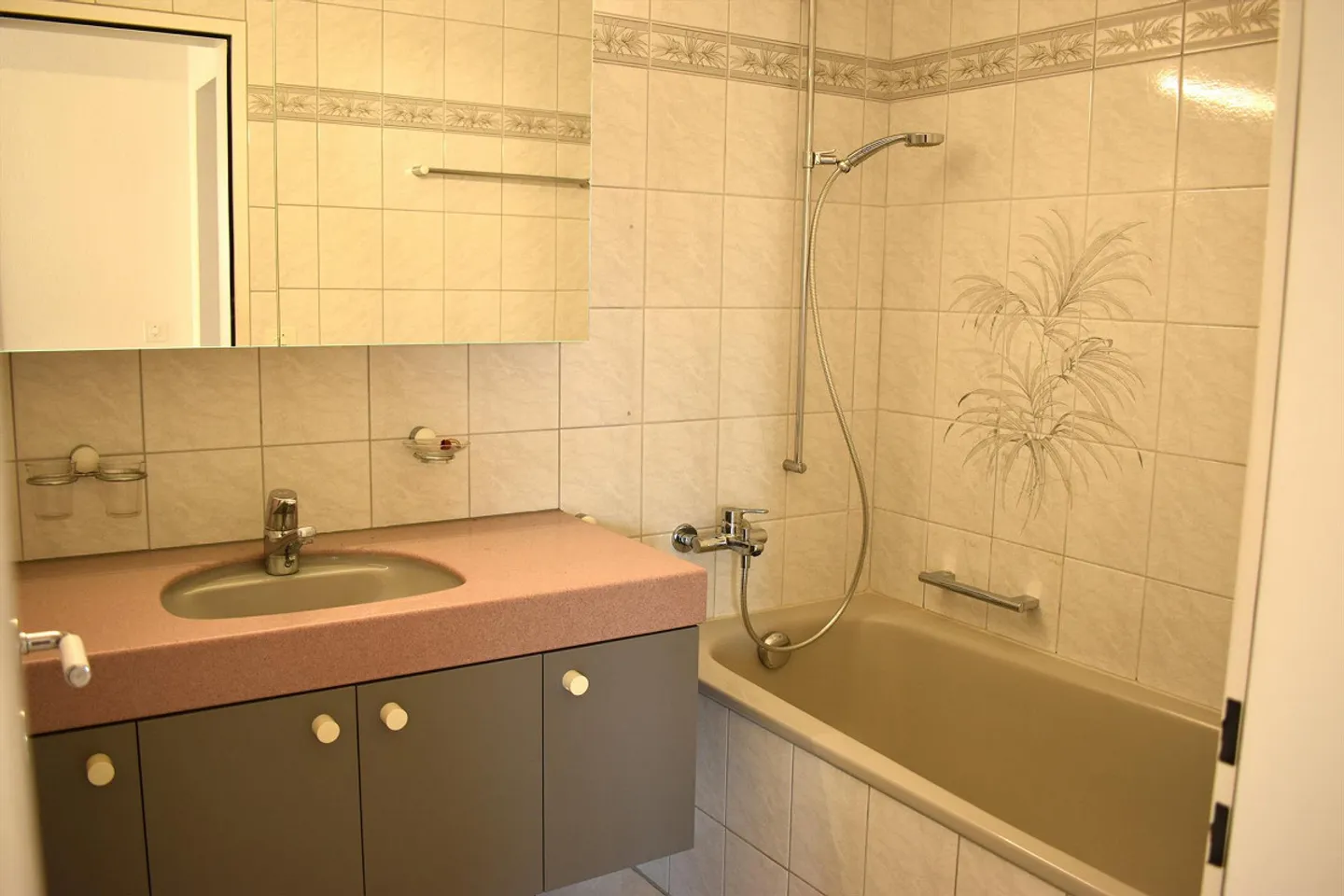 1 Monat mietfrei! Grosszügige 4.5 Maisonette-Dachwohnung - Foto 12 von 13