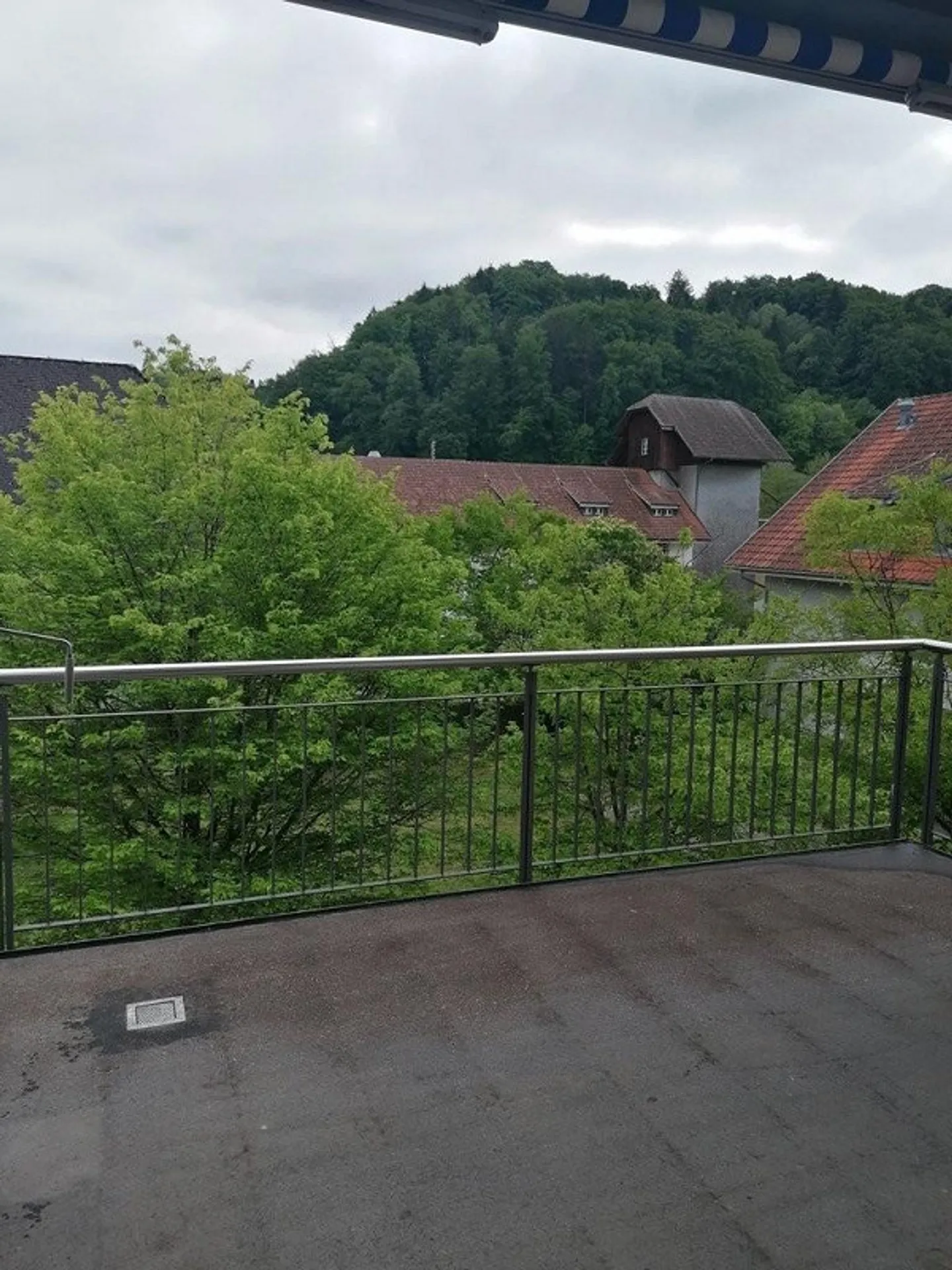 Appartamento mansardato affascinante con grande balcone e galleria! - Foto 9 di 9