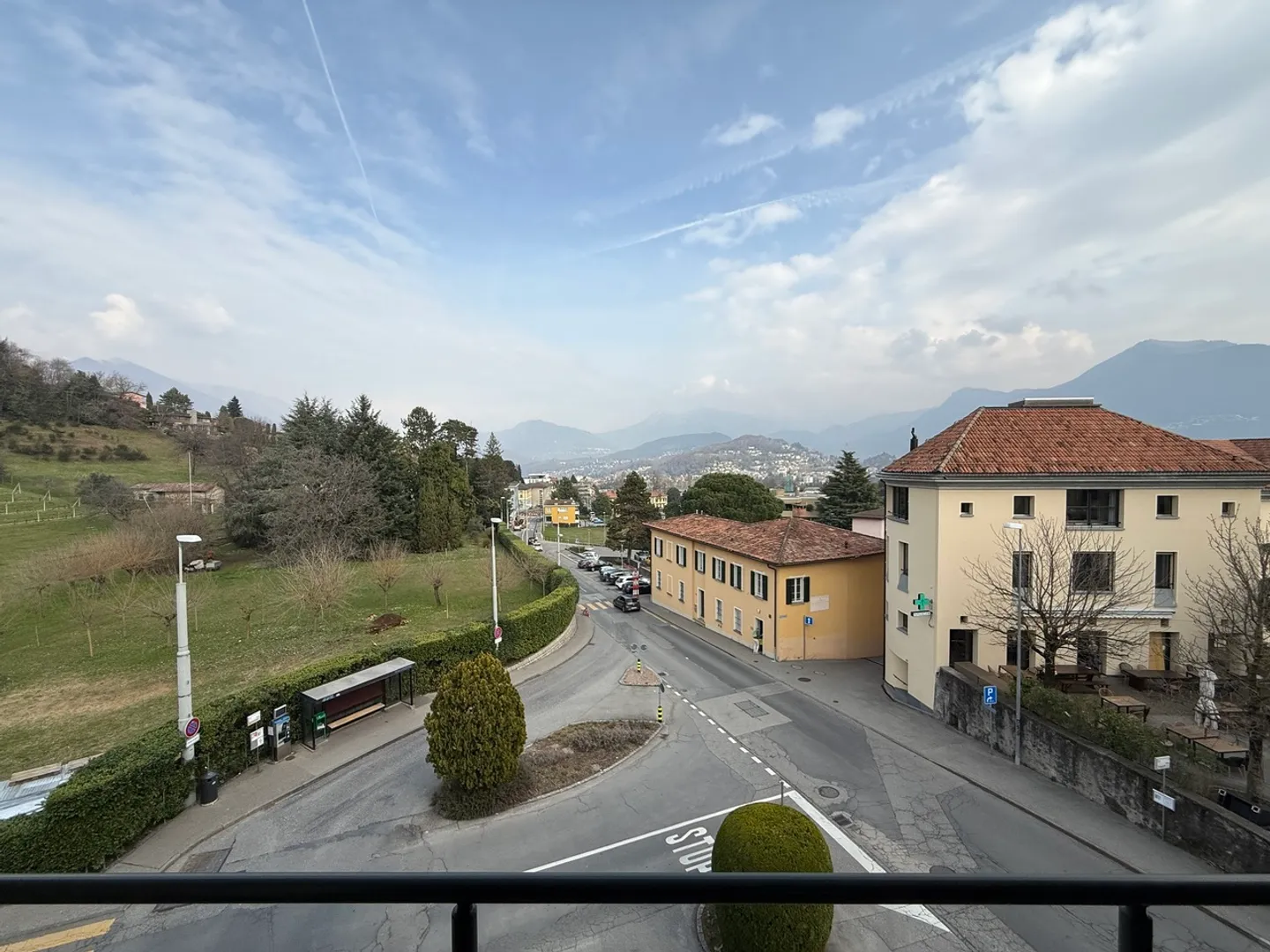 SPLENDID PENTHOUSE - Photo 8 of 16