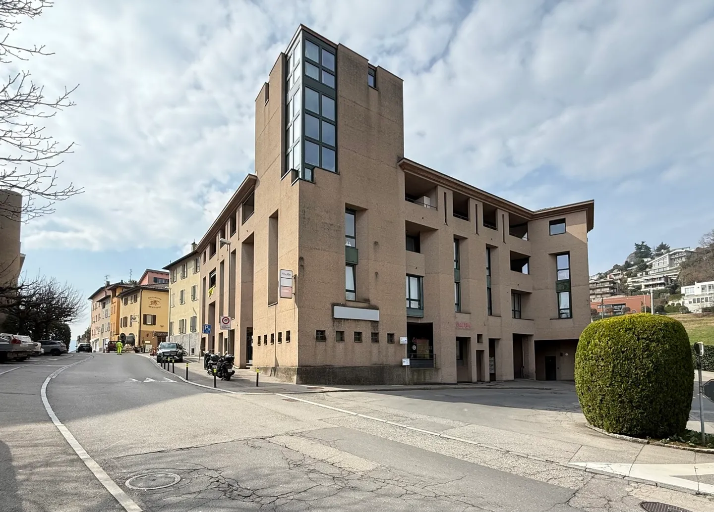 SPLENDID PENTHOUSE - Photo 1 of 16