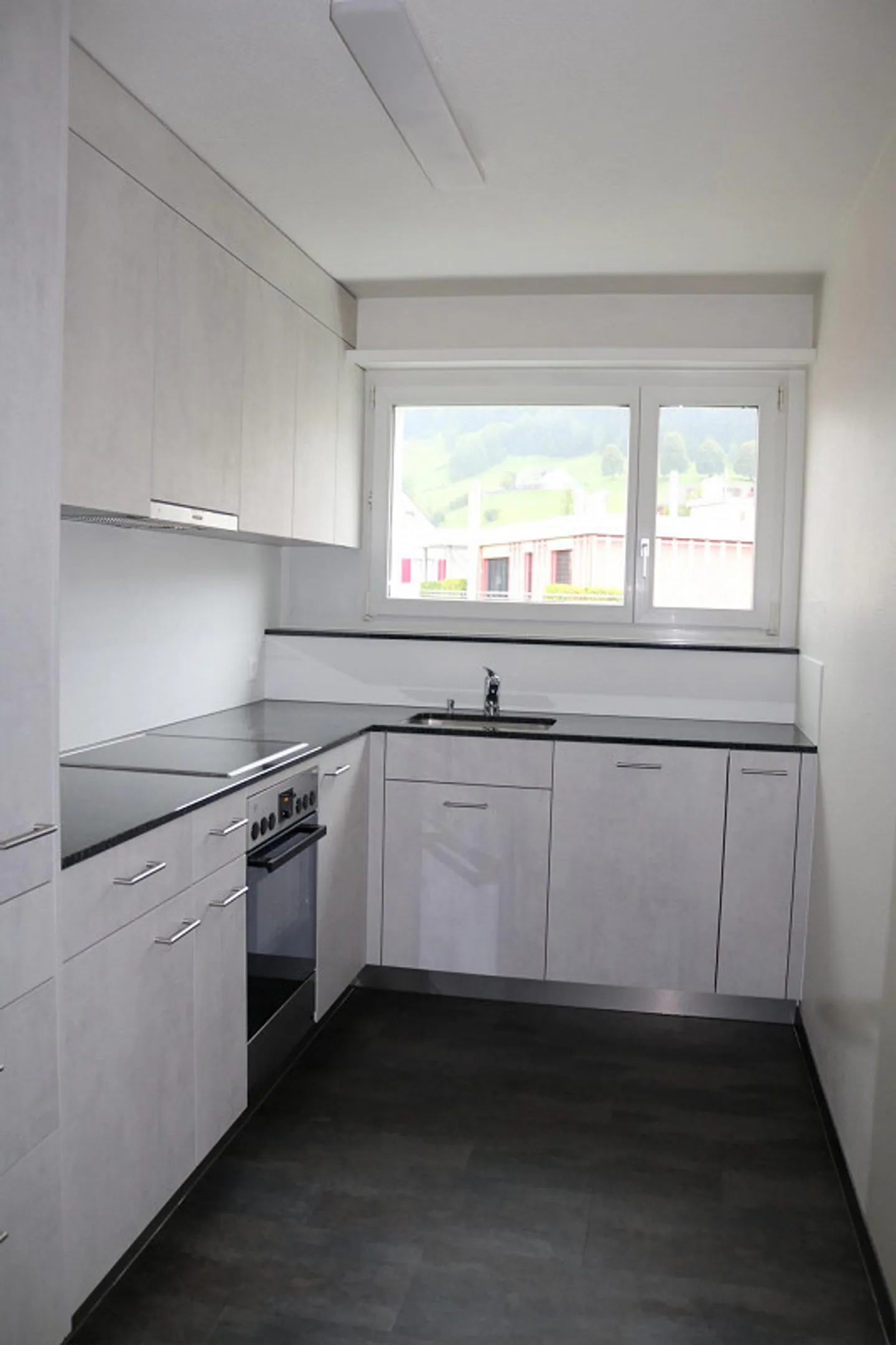 Appartamento ristrutturato con 4 stanze ad Appenzell - Foto 2 di 6