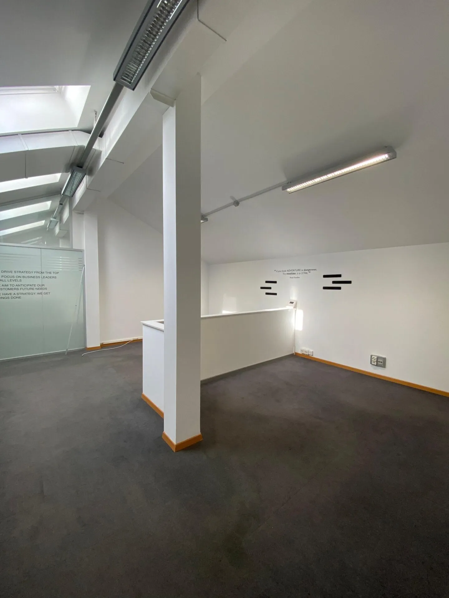 Bureau dans les combles au centre de Lugano - Photo 3 sur 5