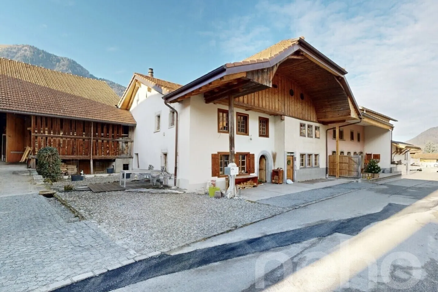 Alter Charme und Lebensfreude in Gruyère - Foto 1 von 12