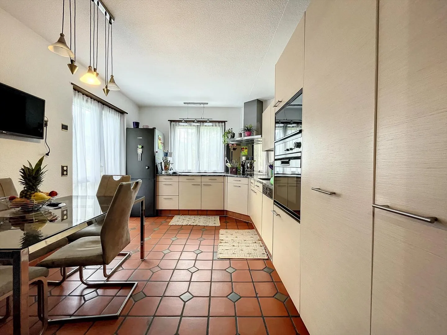 Élégance, Espace et Confort! - Photo 4 sur 13