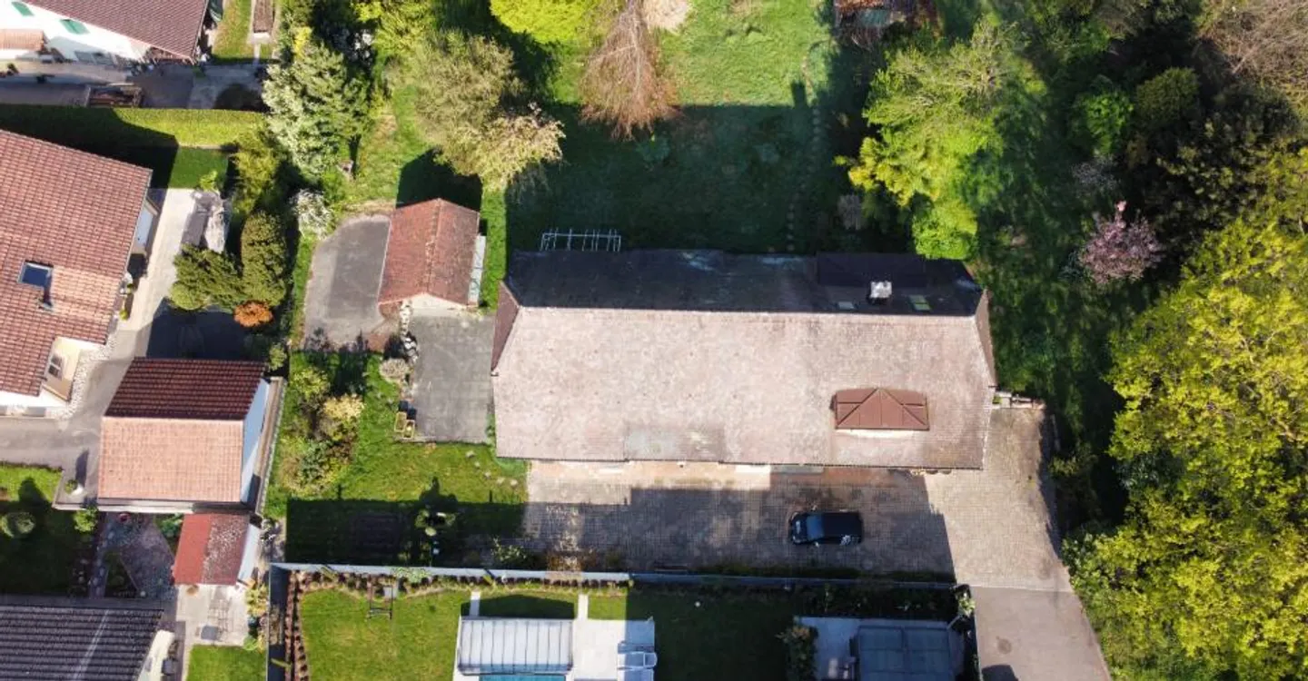 Haus mit angrenzendem Stall – Großes Renovierungspotenzial und Schaffung von zwei Wohneinheiten! - Foto 14 von 14