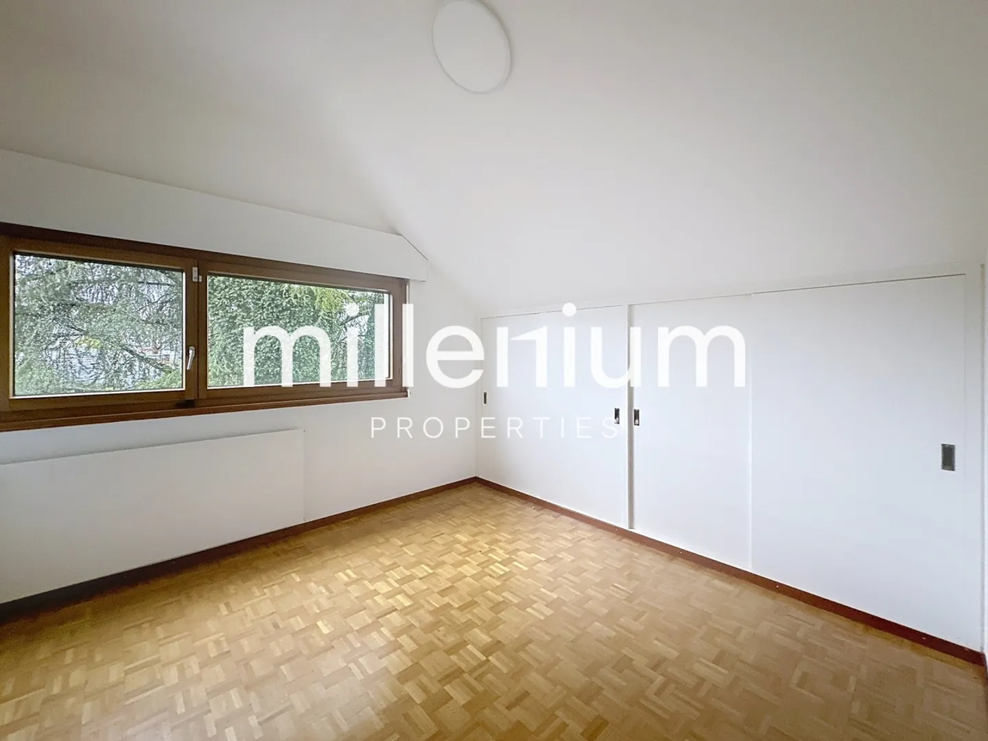 Schönes Haus mit Garten in Pregny-Chambésy - Foto 11 von 13