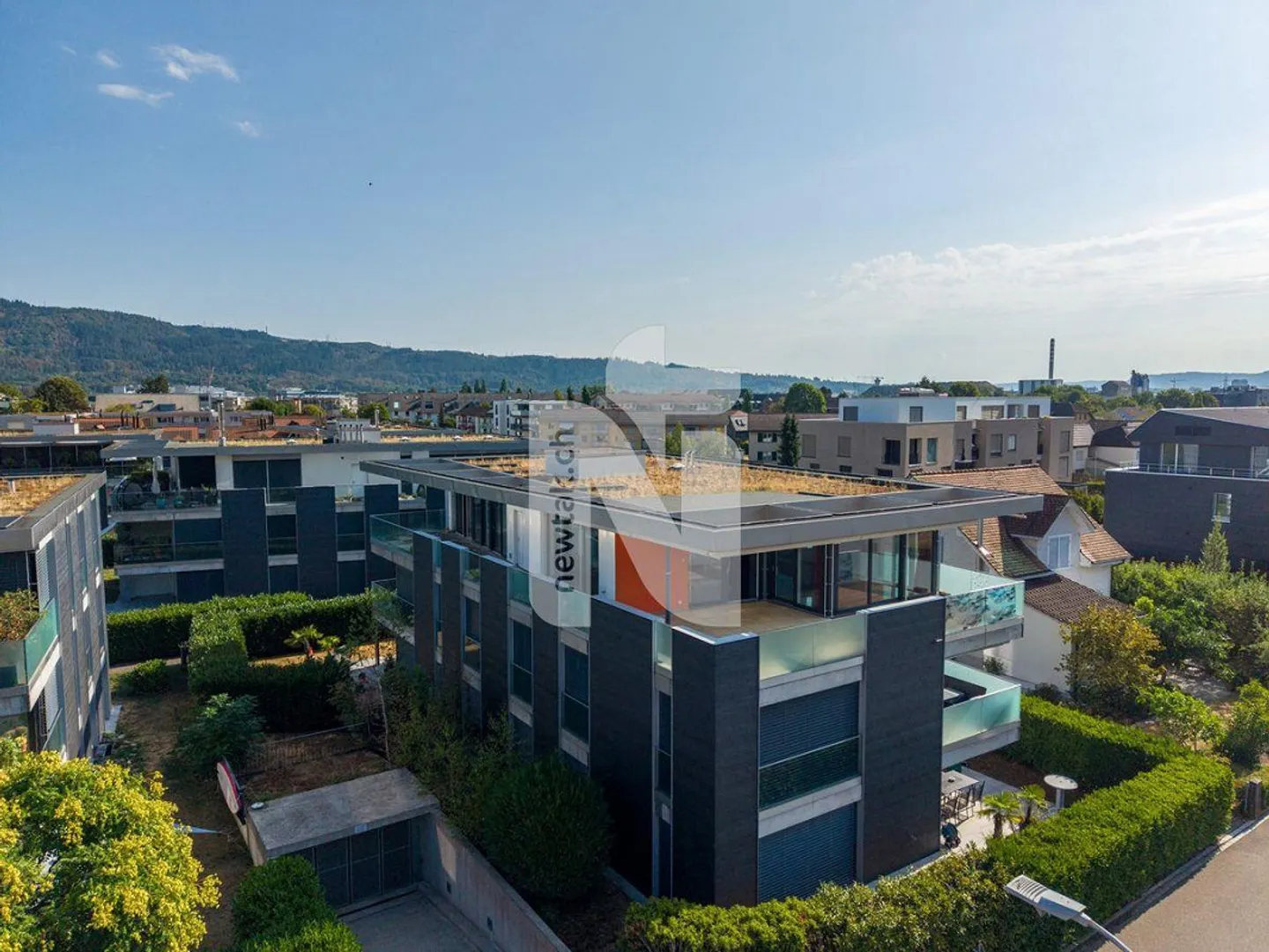 Exclusive penthouse apartment with direct lift access, spacious terrace, breathtaking views, and two underground parking spaces - Photo 13 of 13