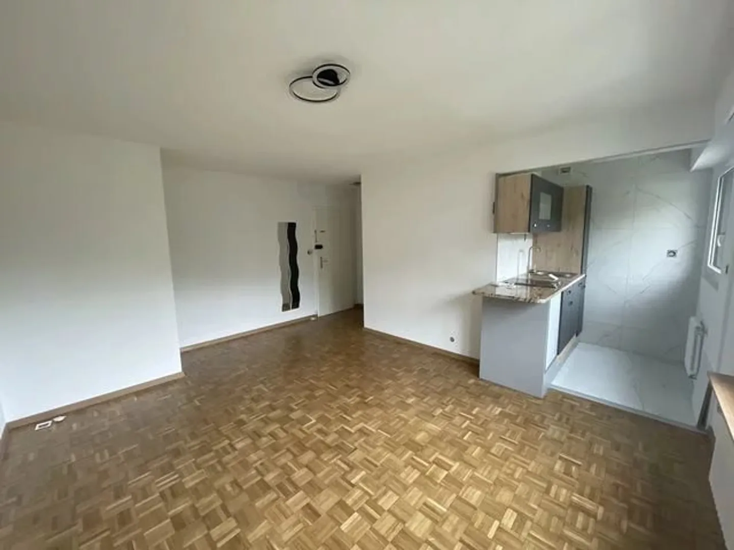 Studio im 6. Stock - Foto 2 von 7