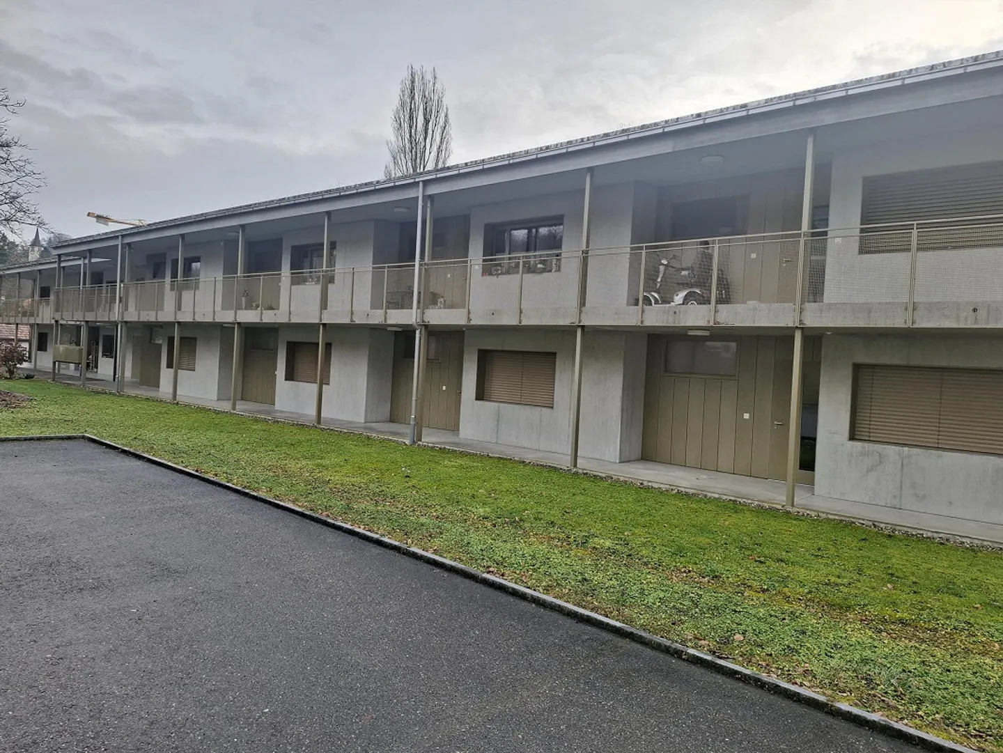 Appartement moderne de 2,5 pièces avec balcon à Grellingen - Photo 3 sur 13