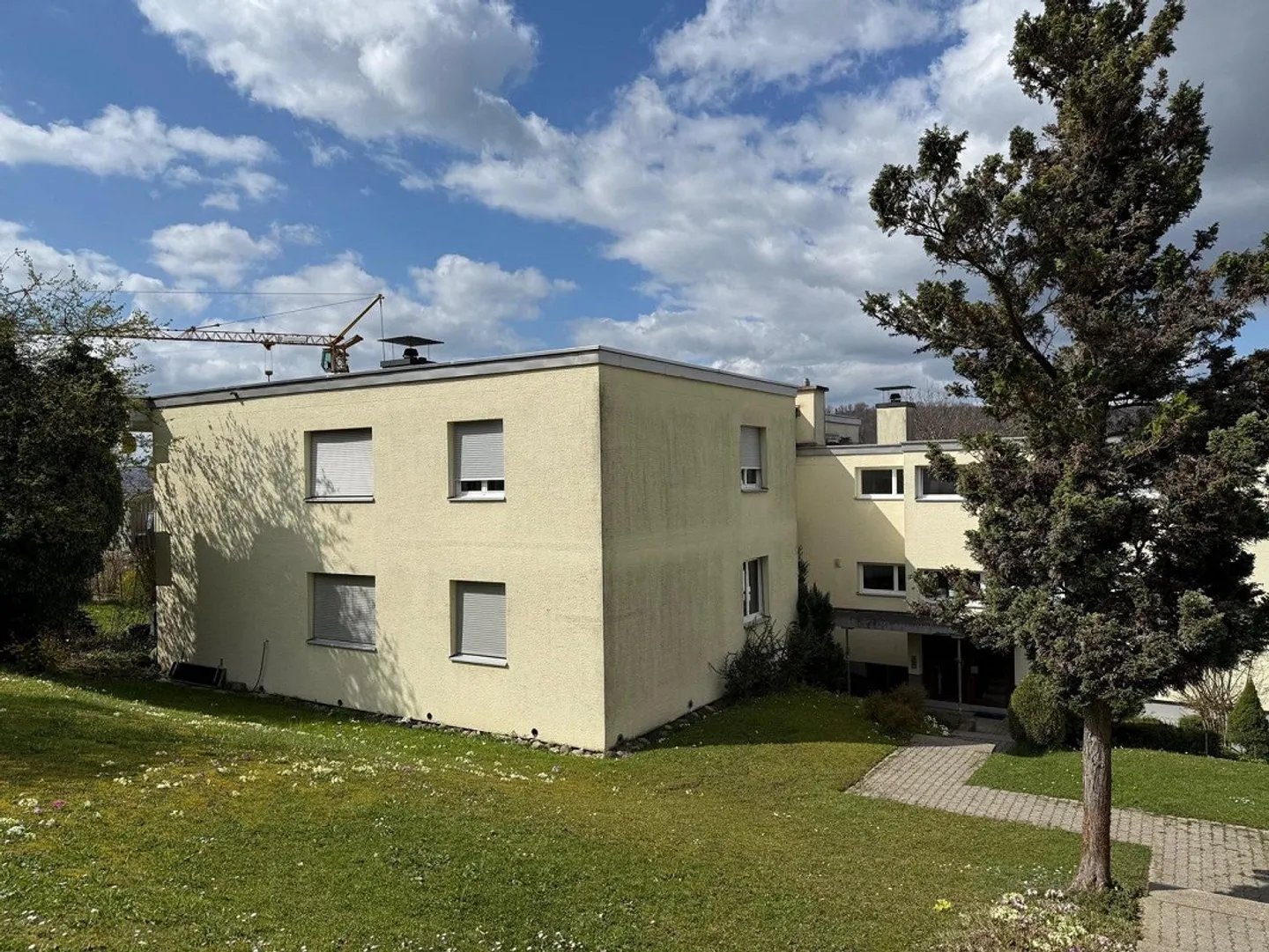 Appartamento temporaneo di 3 stanze al piano terra - Foto 1 di 8