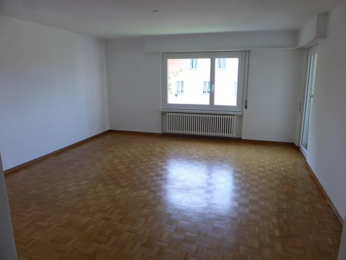 Appartamento temporaneo di 3 stanze al piano terra - Foto 2 di 8