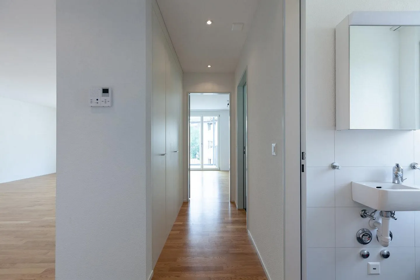 Bel et lumineux appartement de 3,5 pièces - Photo 4 sur 8