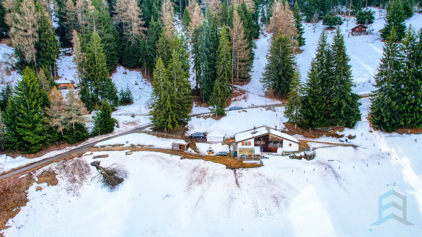 EXCLUSIVITE Magnifique Chalet mitoyen en pleine nature à Vercorin - Foto 1 von 17
