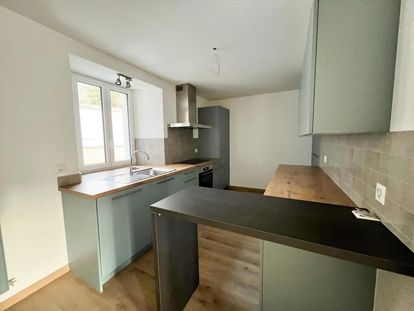 5-Zimmer-Wohnung - Foto 2 von 12