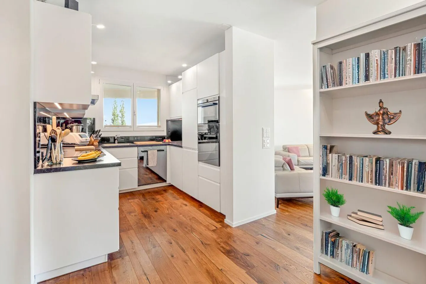 Maison spacieuse pour votre famille avec vue sur le lac - Photo 3 sur 6