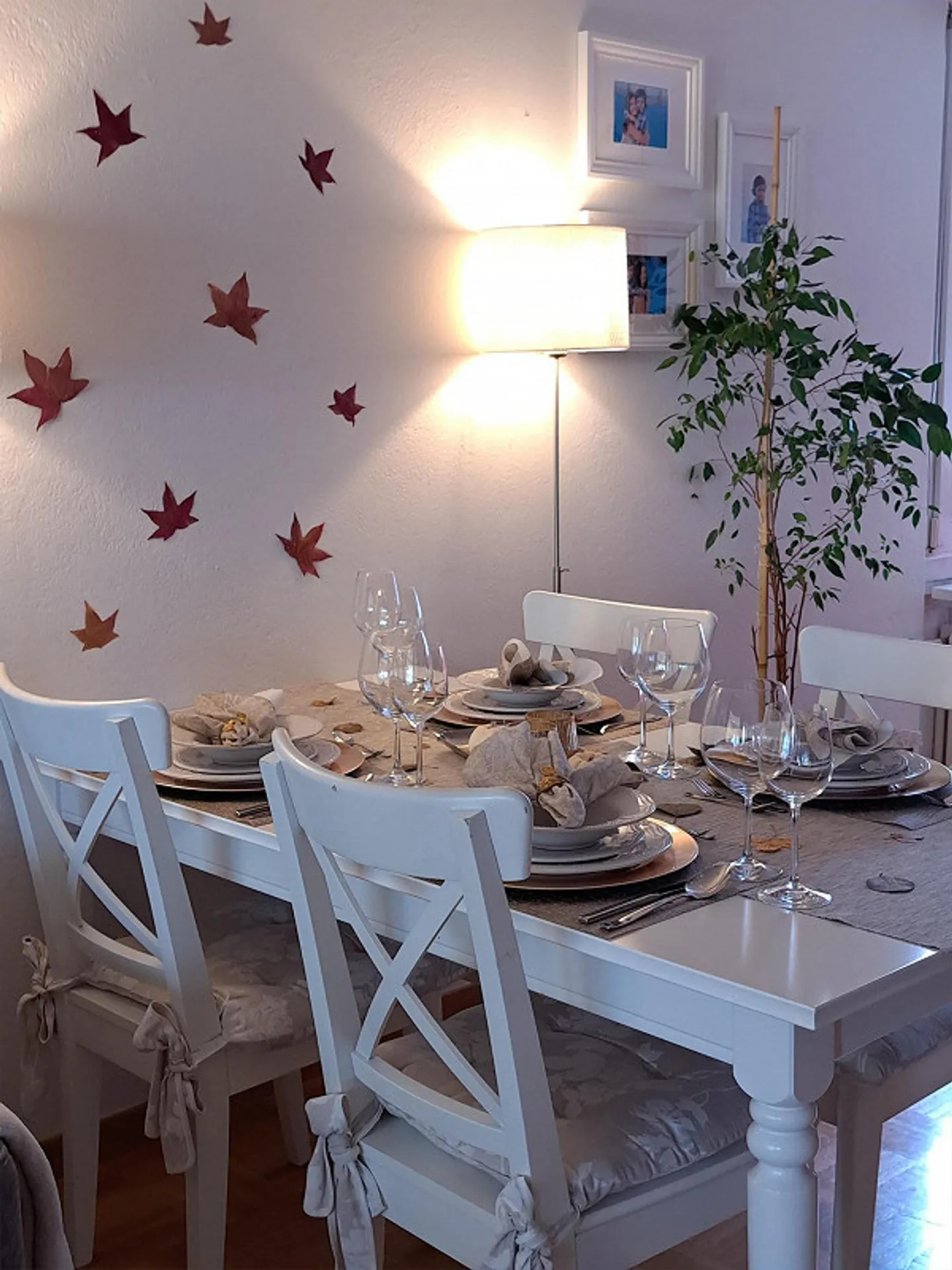 Une chambre dans un appartement partagé de 2 personnes dans un appartement lumineux avec cheminée et vue sur le lac - Photo 3 sur 16