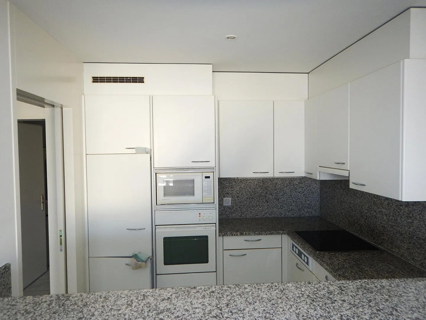 À louer, ville de Zug appartement 3/2 pièces 115 m² BGF - Photo 11 sur 15