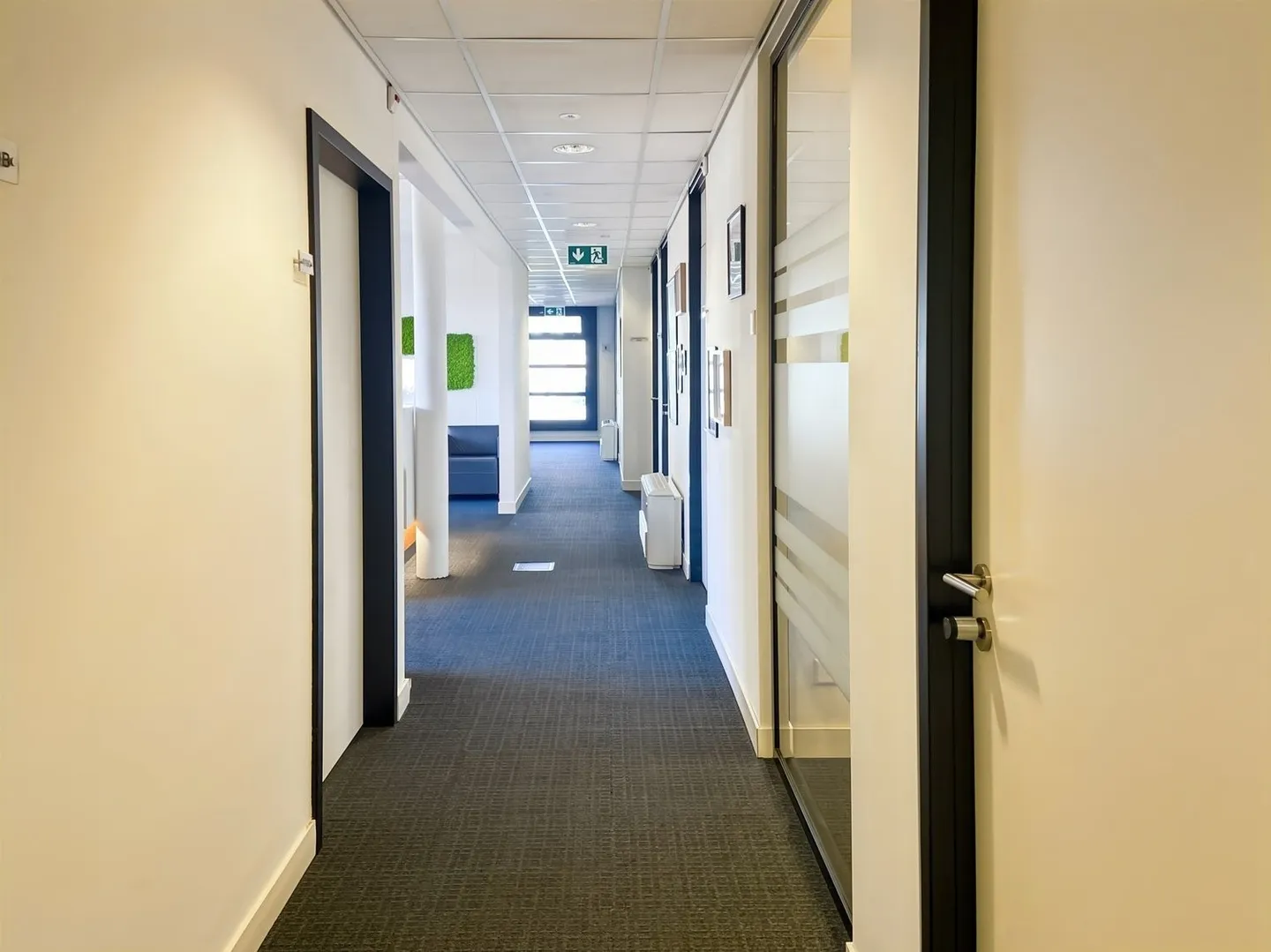 All-inclusive access to professional offices at Regus City Centre - Photo 13 of 16
