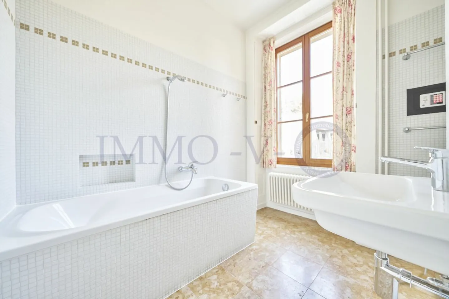 Geräumiges Haus mit Schlossblick - Foto 14 von 16