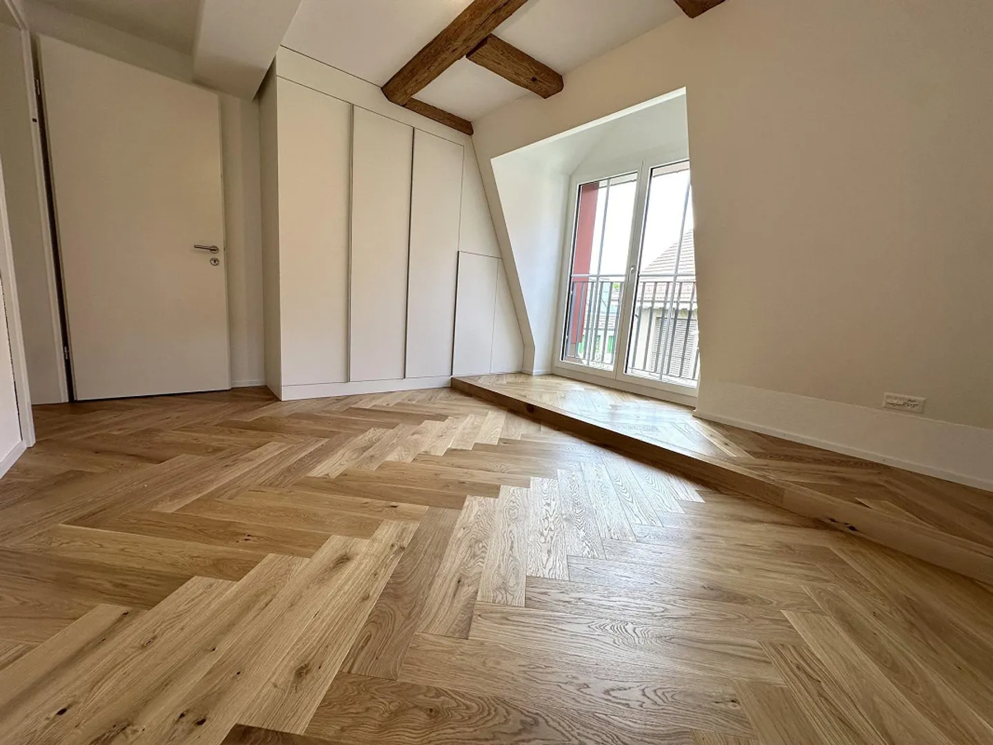 Duett by the Stream - Renovated 4.5-Room Maisonette Apartment in Steckborn - Photo 10 of 13