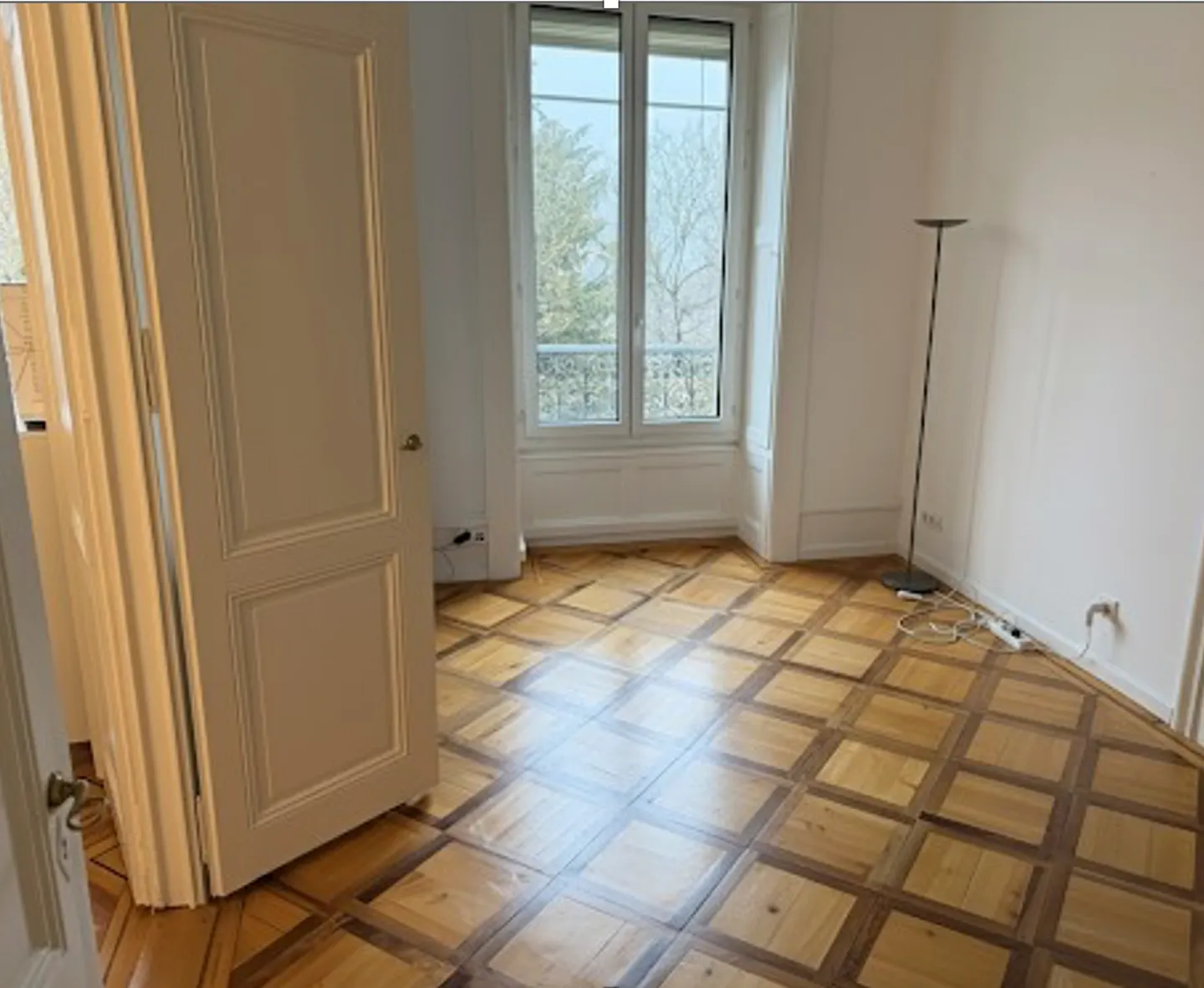2 hochwertige Büros - Genf Zentrum / Bastions Besprechungsräume inklusive - Foto 1 von 10