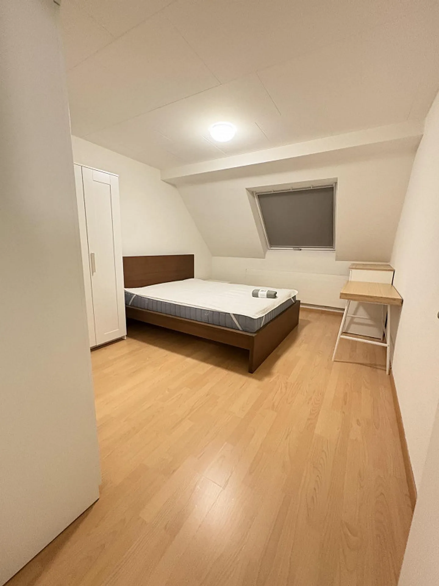 Furnished 2 Room Apartment - Photo 6 of 8