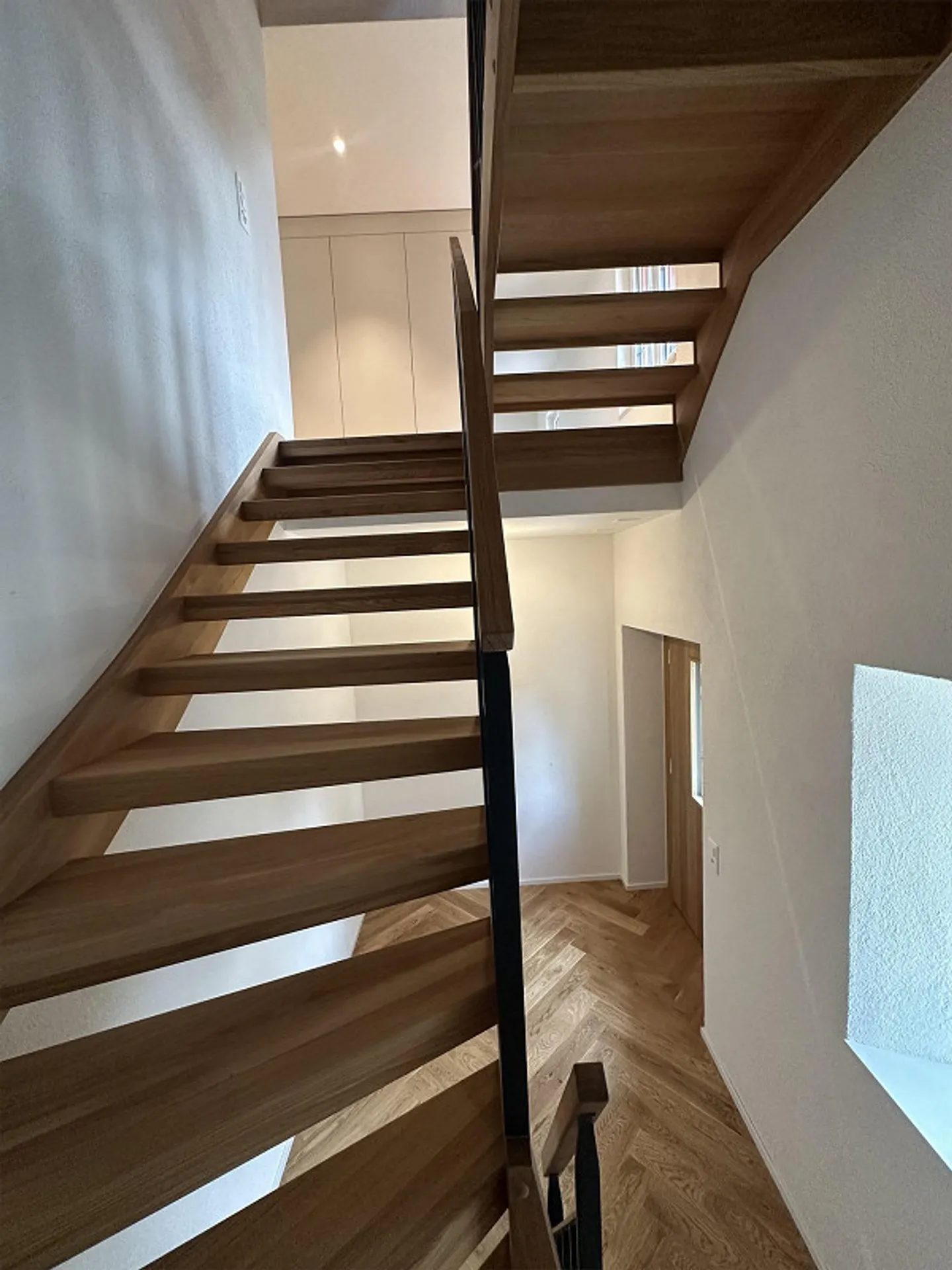 Duett by the Stream - Renovated 4.5-Room Maisonette Apartment in Steckborn - Photo 12 of 13