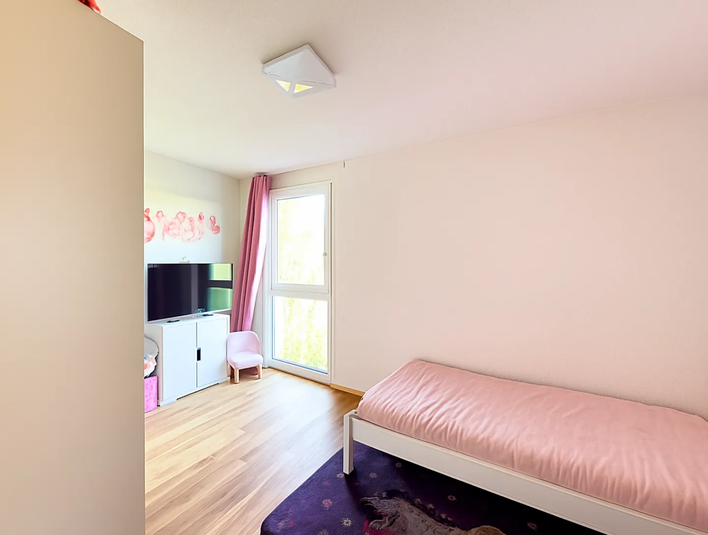 4.5 Room Apartment - Photo 7 of 9