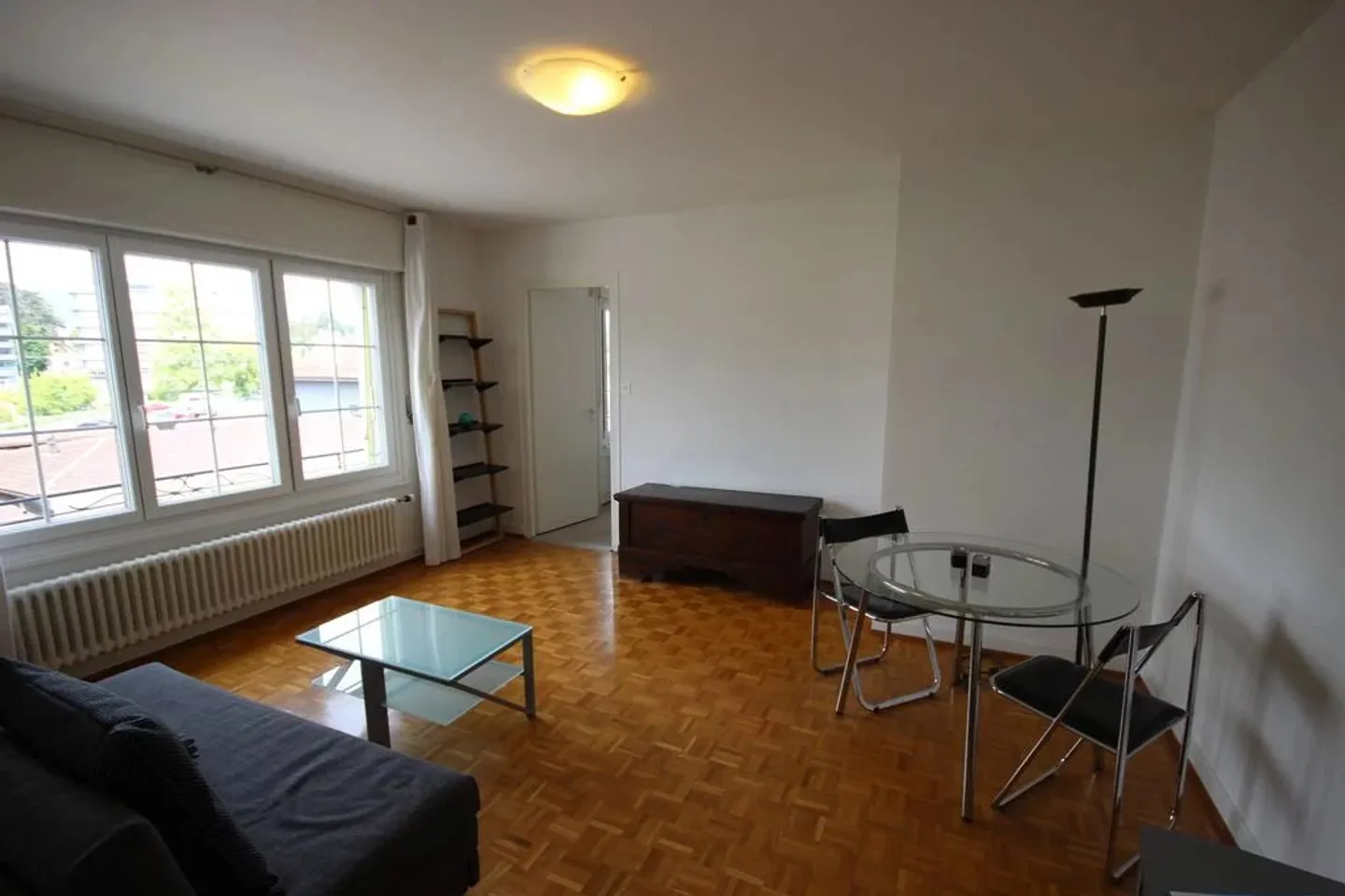 2.5 Room Apartment - Photo 2 of 6