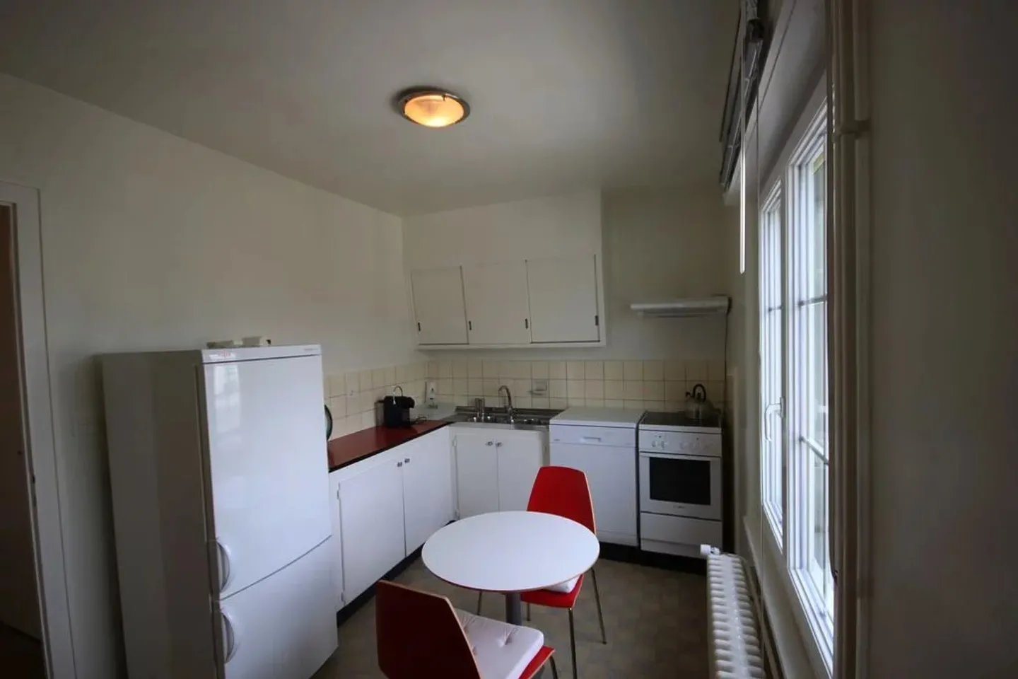 2.5 Room Apartment - Photo 3 of 6