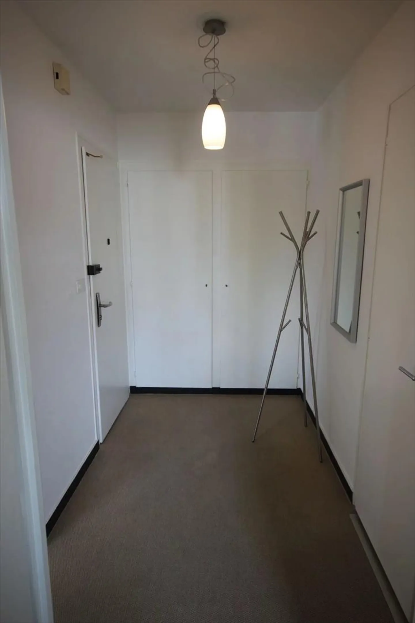 2.5 Room Apartment - Photo 6 of 6