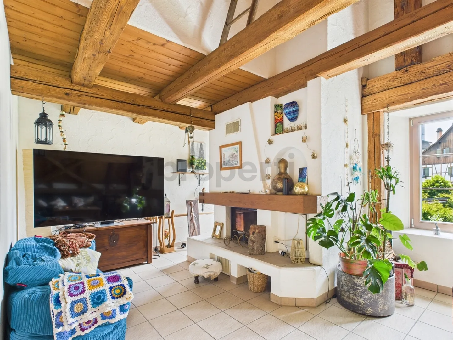 Exquisite 5.5-Zimmer Dachwohnung mit Gartenbereich in Oberglatt - Foto 4 von 11