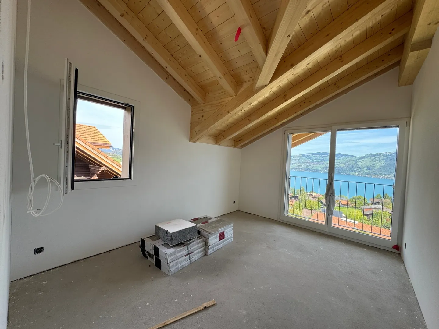 Appartamento moderno con vista lago - Foto 4 di 6