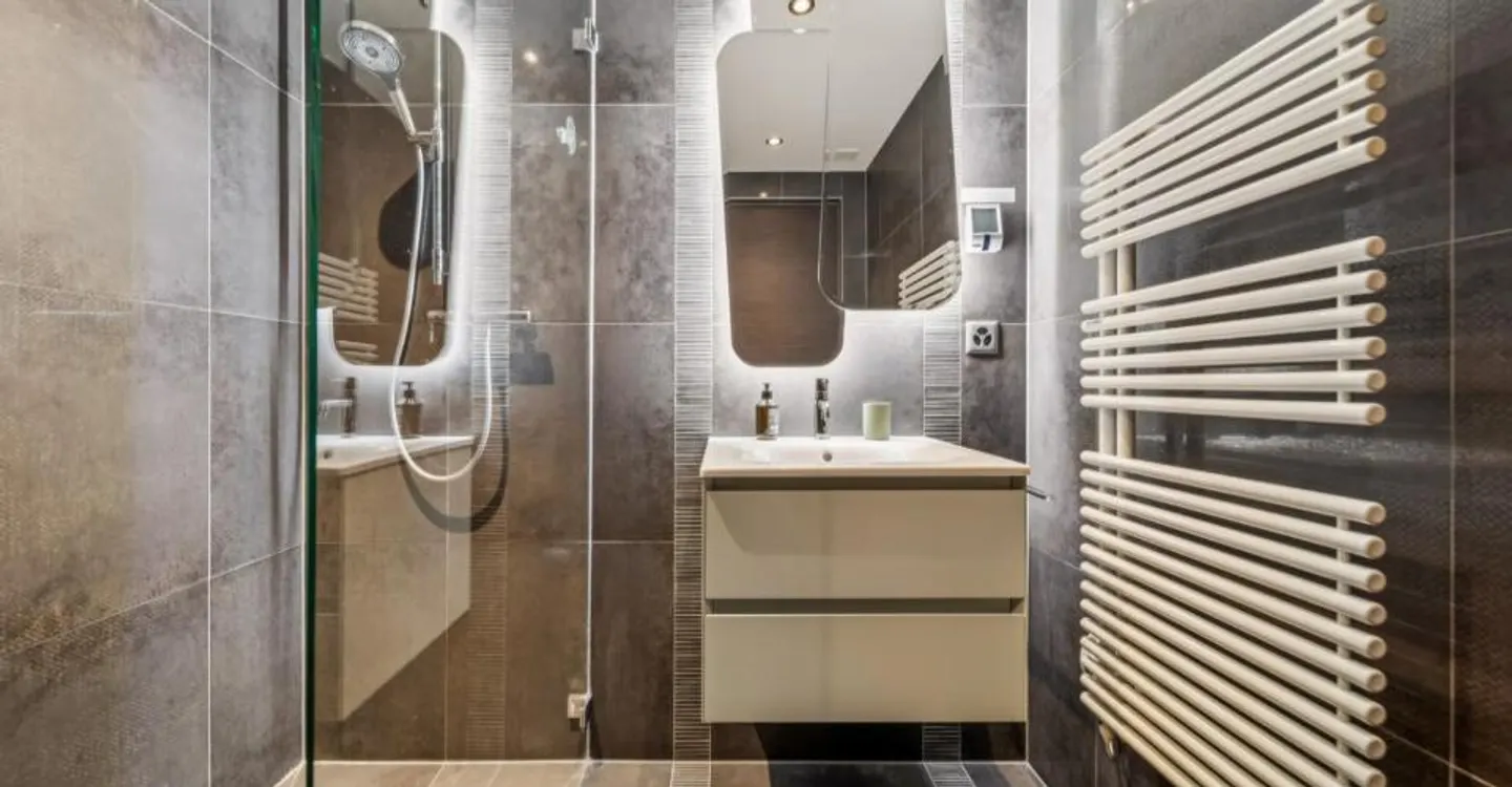 Elegantes Apartment mit Seeblick - Foto 10 von 13