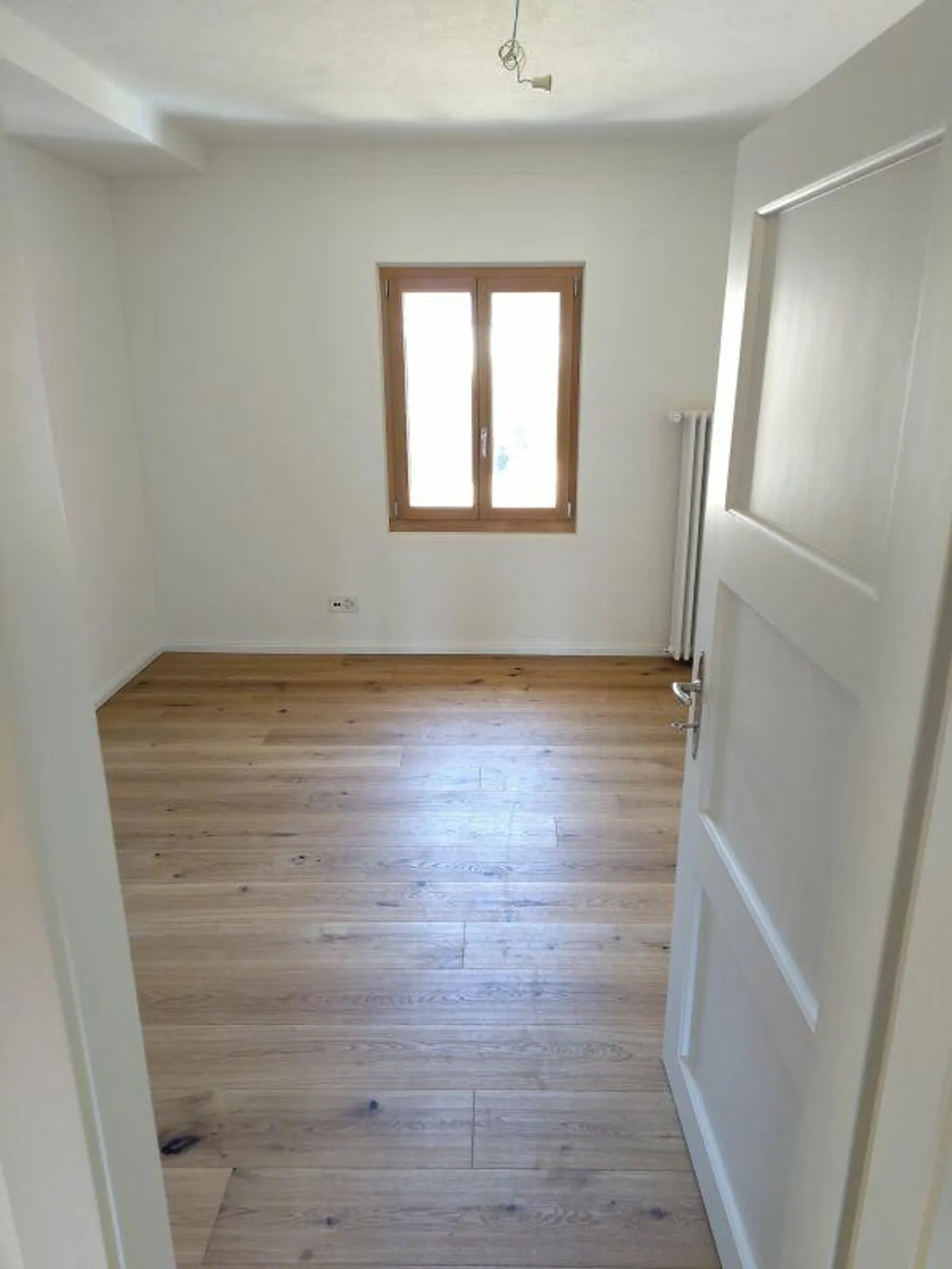 Appartement de vacances rénové de 3,5 pièces dans un emplacement calme et ensoleillé - Photo 8 sur 10