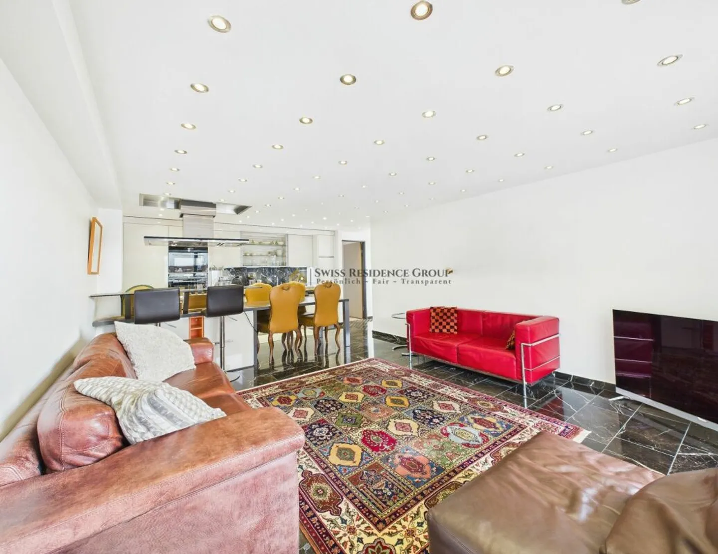 Exclusive 4.5-room apartment with lake view and high-quality furnishings in Horgen - Photo 1 of 14