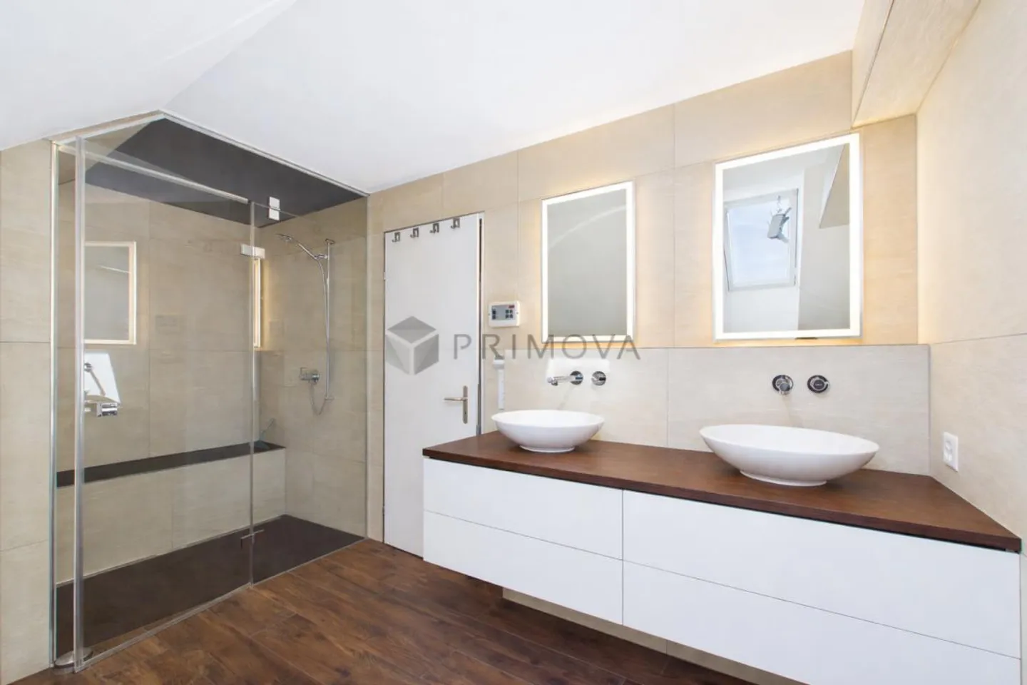 Charmante Maisonette mit Balkon - Foto 10 von 15