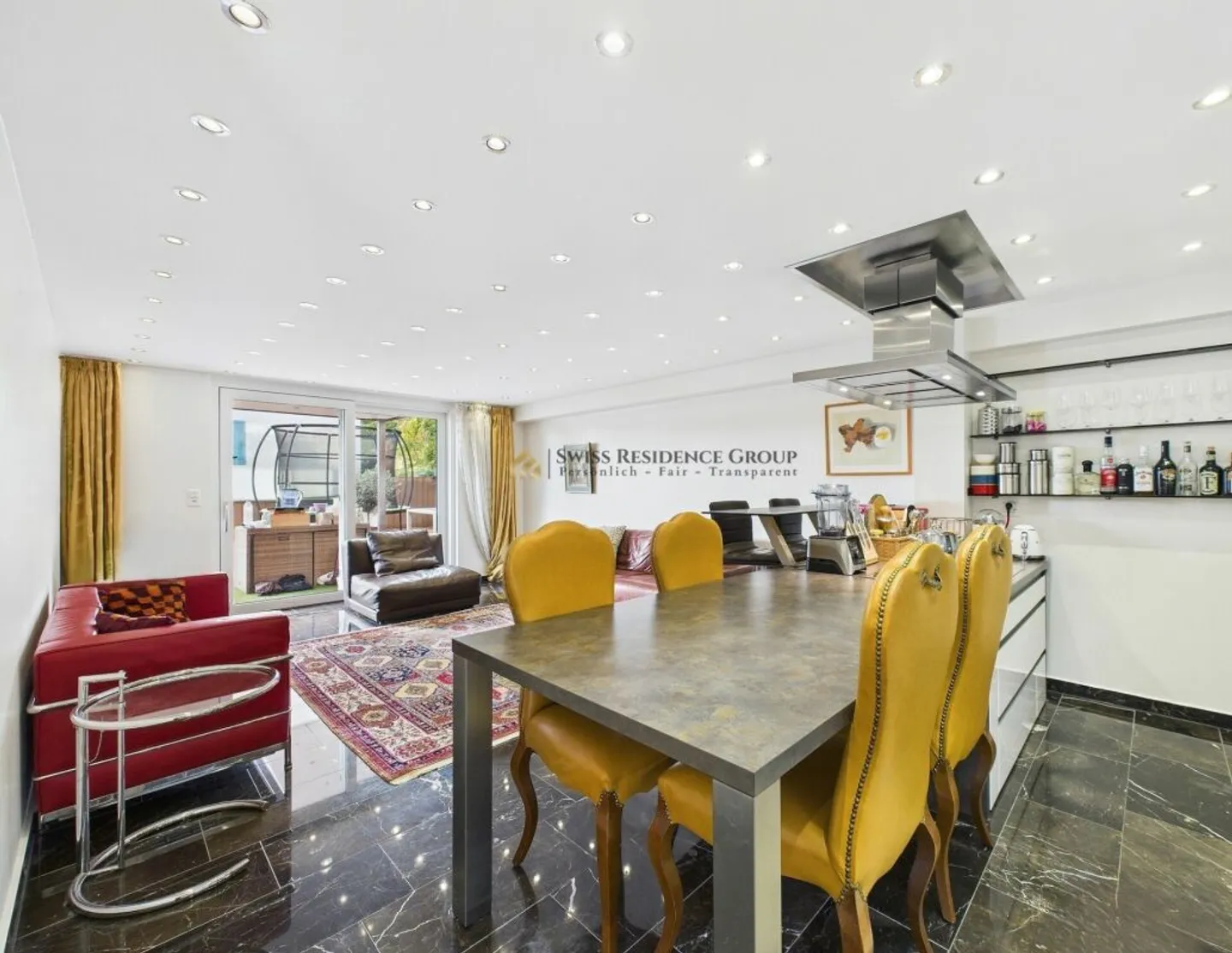 Exclusive 4.5-room apartment with lake view and high-quality furnishings in Horgen - Photo 2 of 14