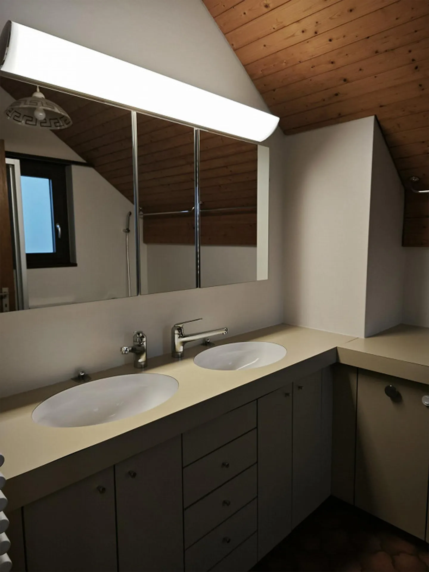 EFH + Craft Room with Lots of Charm, Quiet yet Centrally Located - Photo 8 of 11