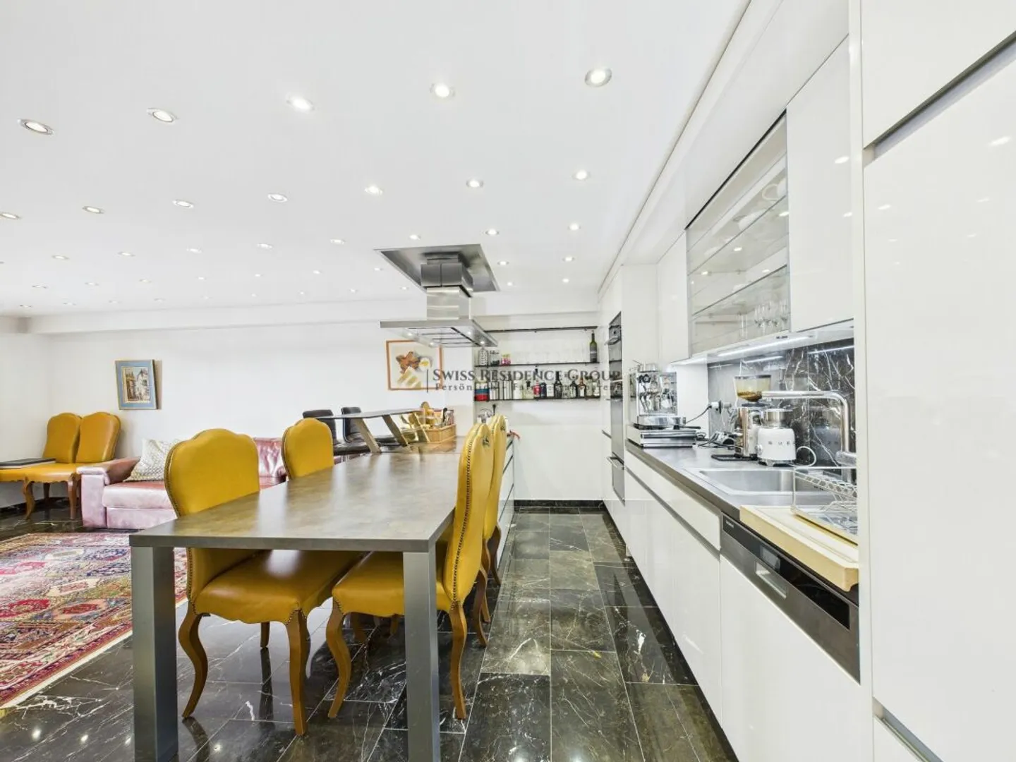 Exclusive 4.5-room apartment with lake view and high-quality furnishings in Horgen - Photo 6 of 14