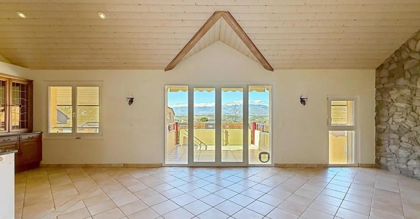Große 3,5-Zimmer-Penthousewohnung | Terrasse | Yverdon - Foto 2 von 11