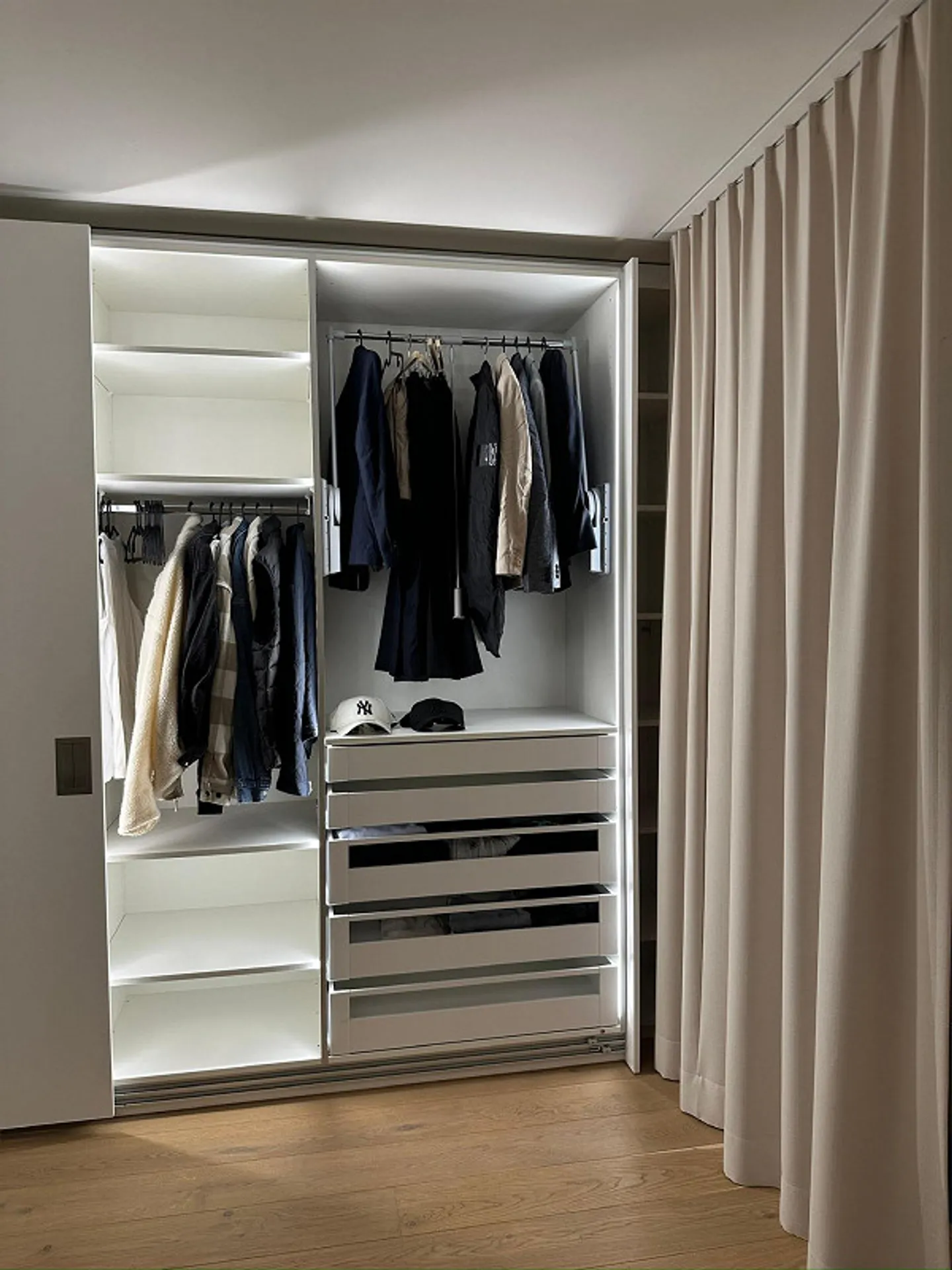 Large 3.5 room apartment including 2 parking spaces in the tax-friendly Wettswil - Photo 6 of 11