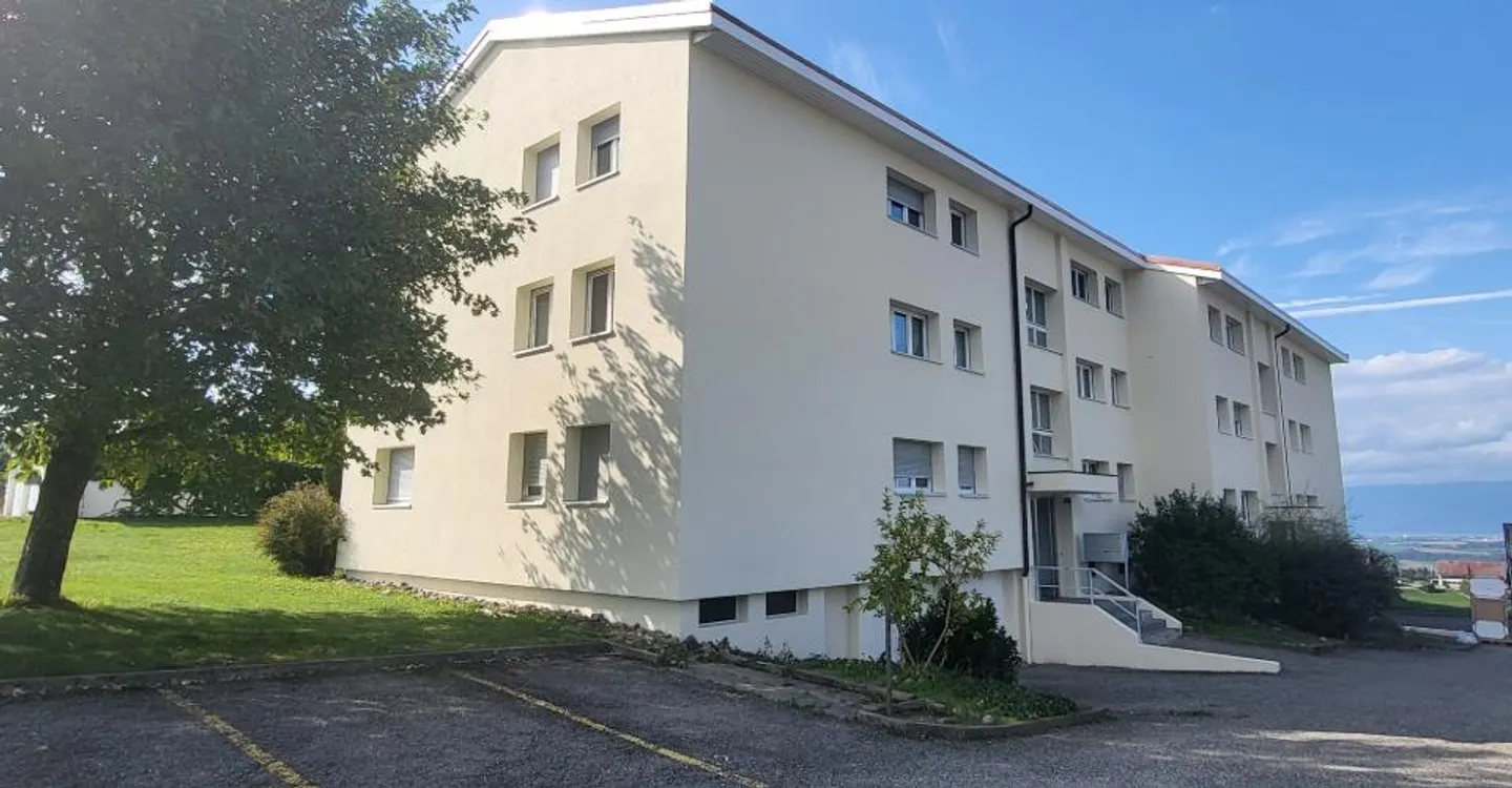 Appartement 4,5 pièces avec balcon et vue - Photo 2 of 16