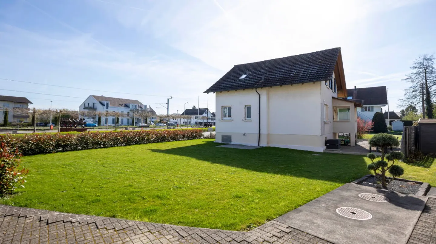 Charming single-family house with large garden in Subingen - Photo 6 of 19