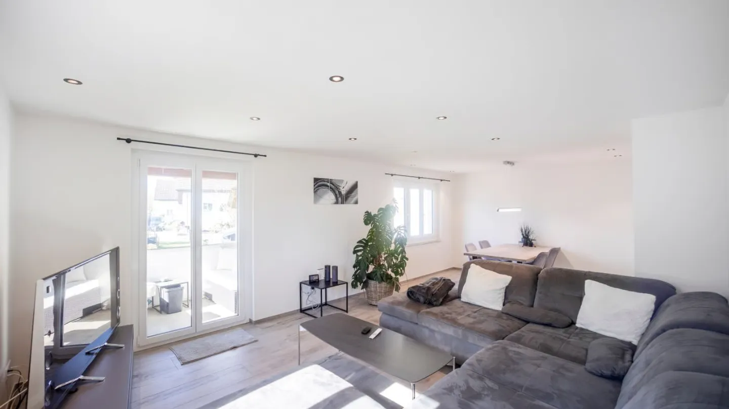 Charming single-family house with large garden in Subingen - Photo 11 of 19