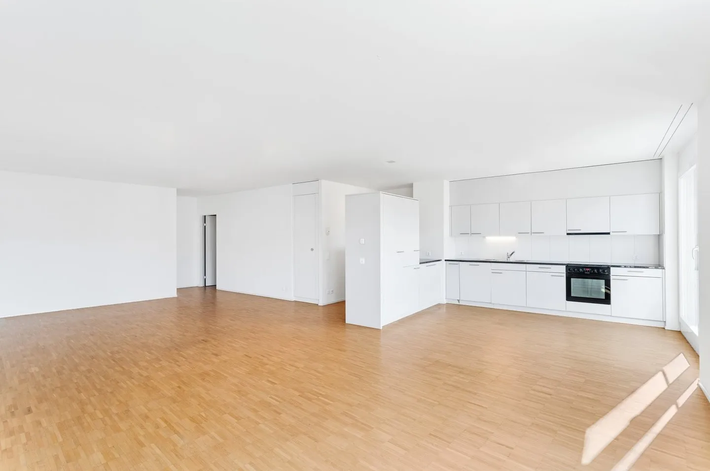 Appartamento moderno - Foto 3 di 8