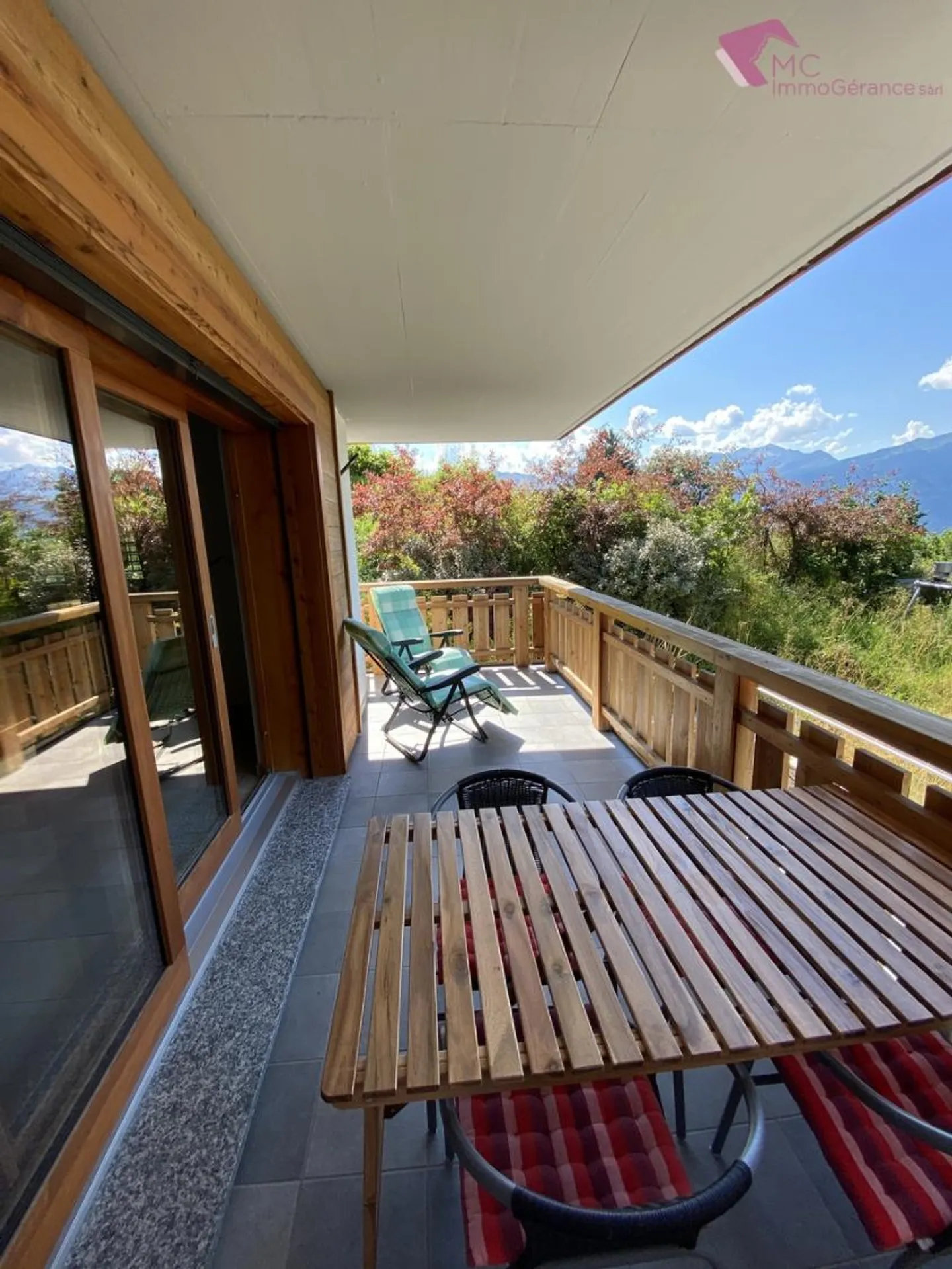 Ovronnaz - Year-round - 4.5 rooms - Photo 2 of 10