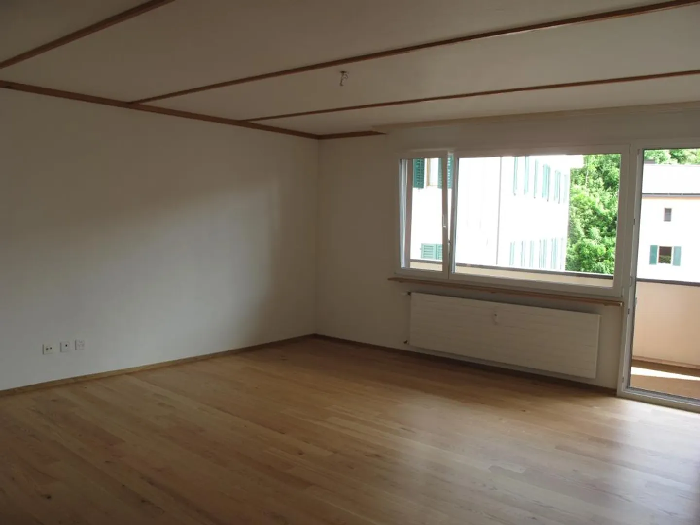Affascinante casa a 3 famiglie a Trin-Dorf – Vivere, affittare e vacanze - Foto 12 di 17
