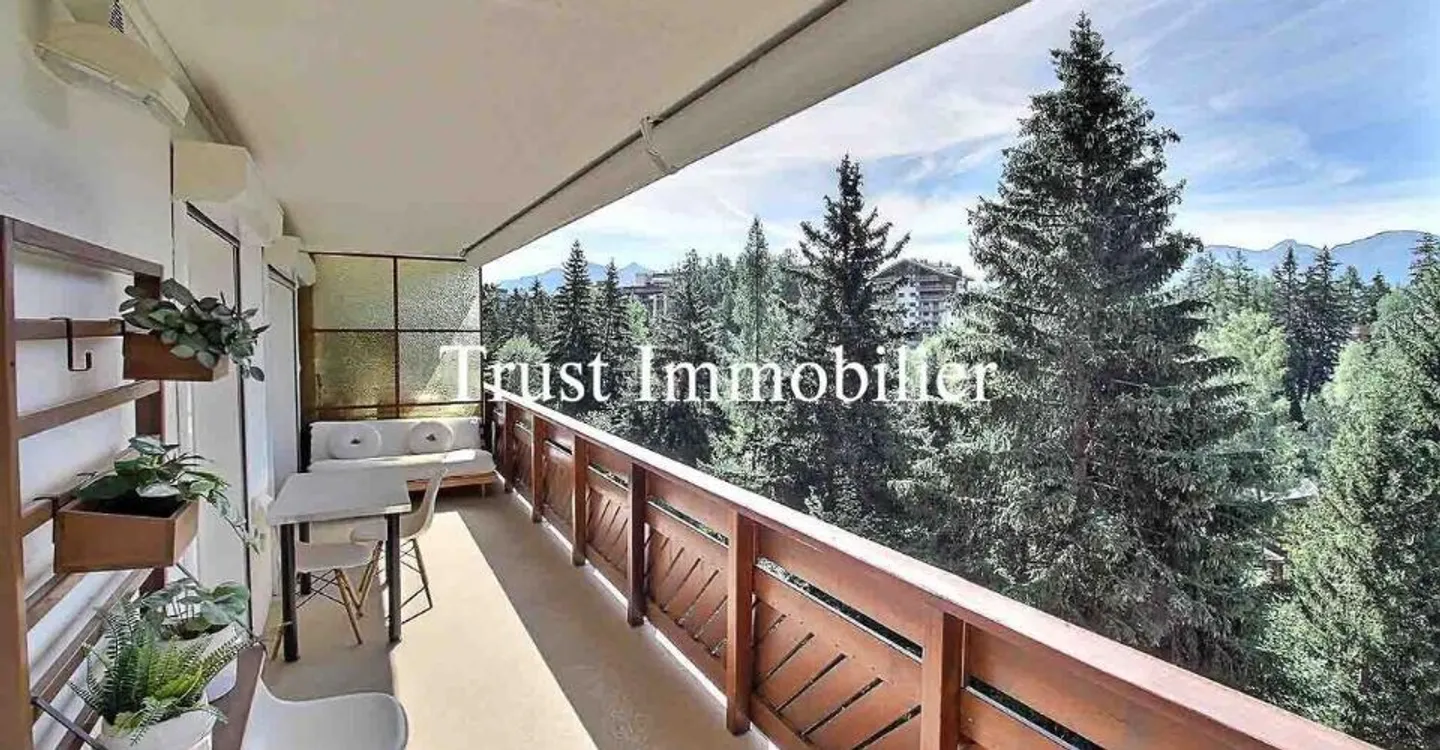 Luxury Apartment in Crans-Montana - Photo 2 of 10
