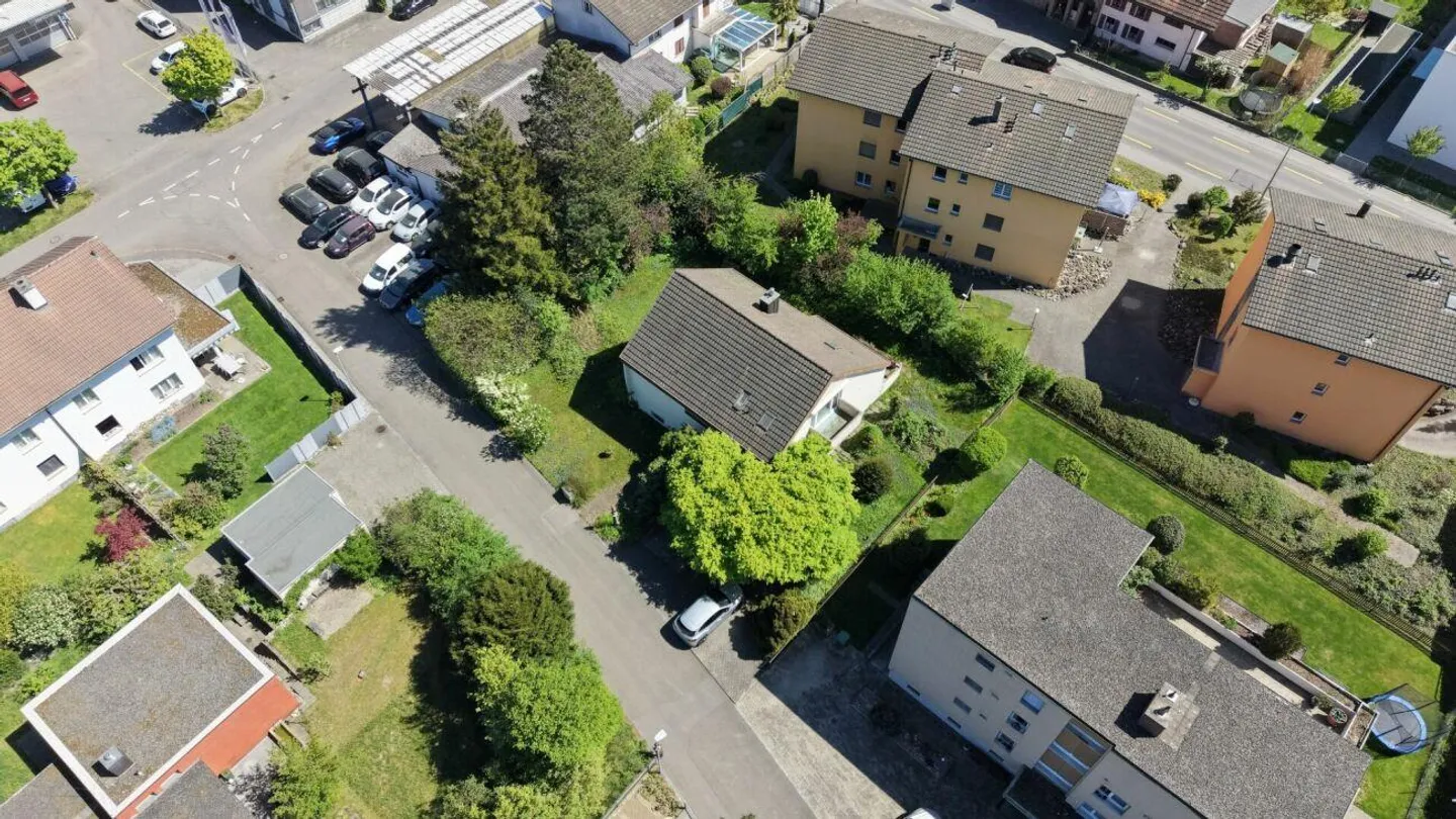 Casa bifamiliare indipendente con potenziale a Rupperswil - Foto 4 di 5